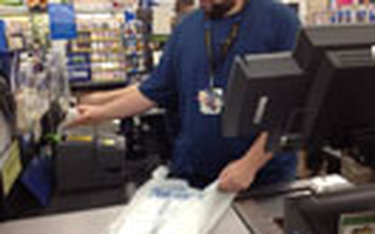 Walmart bán iPad mới từ giữa đêm